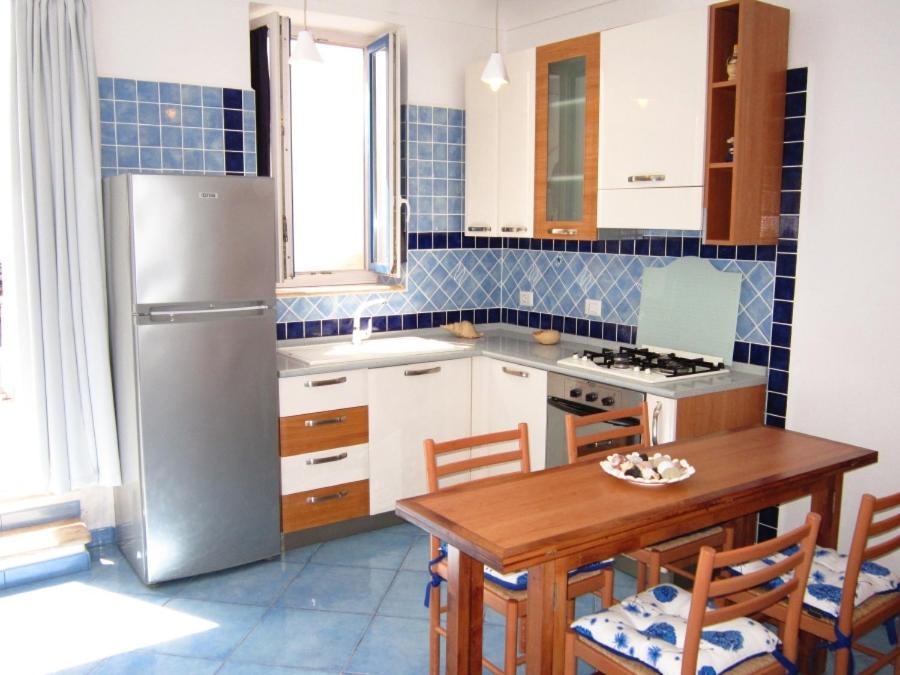 Le Case Dei Pescatori - La Suite Ponza Buitenkant foto